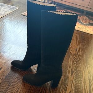 Boden Black Suede Knee-High Heeled Boots — Size 39 / US 8-8.5 — Scallop Detail